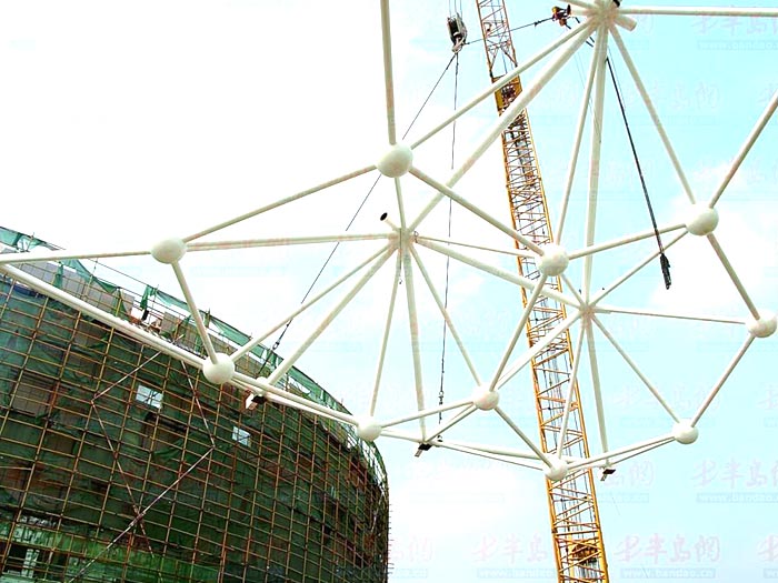 蛟河体育馆网架安装